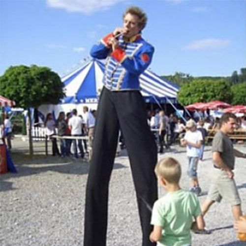 Stelzenläufer
